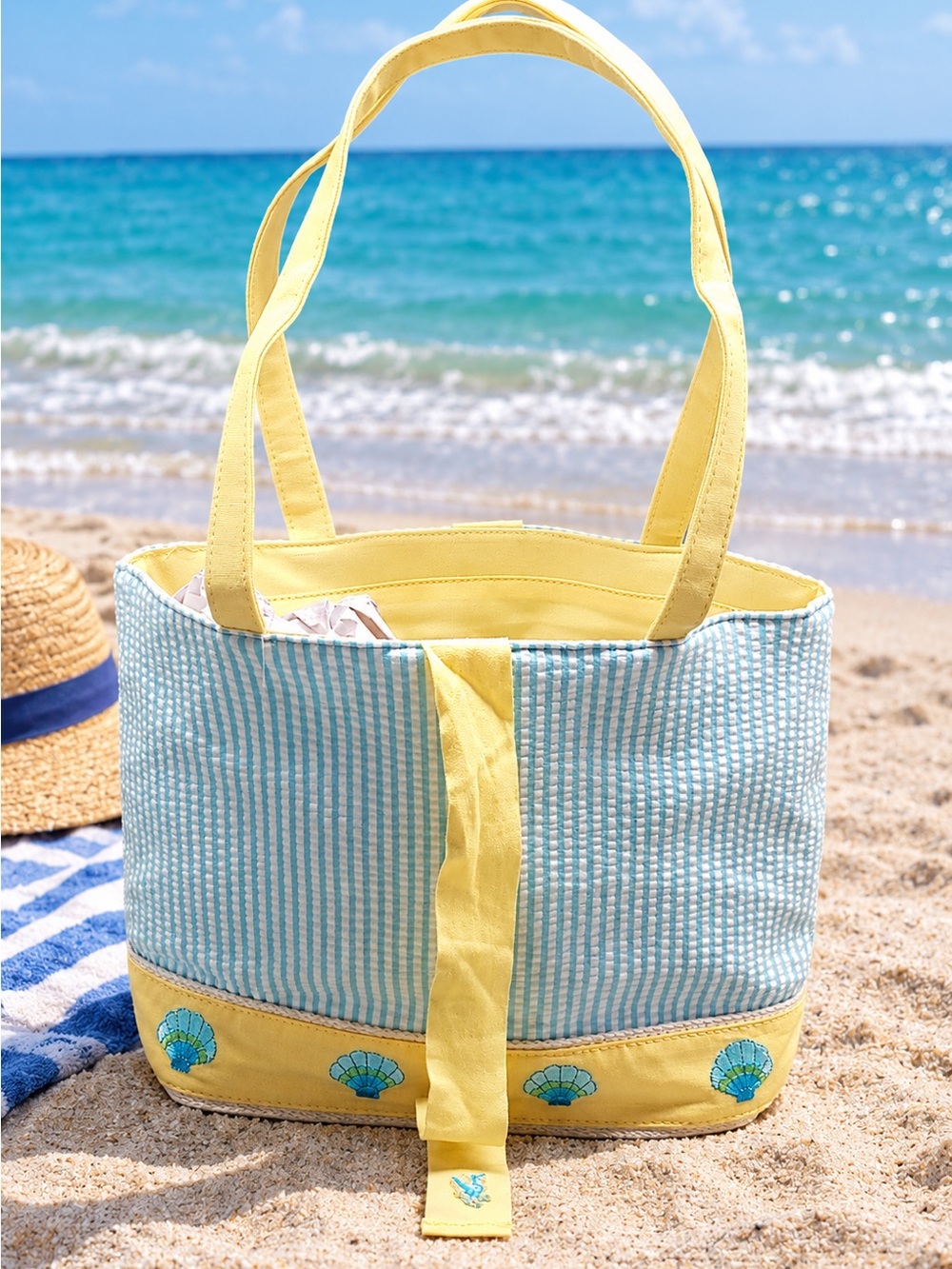 Quacker Factory Seashell Searsucker Aqua & White With Yellow Accent Tote Bag NWT